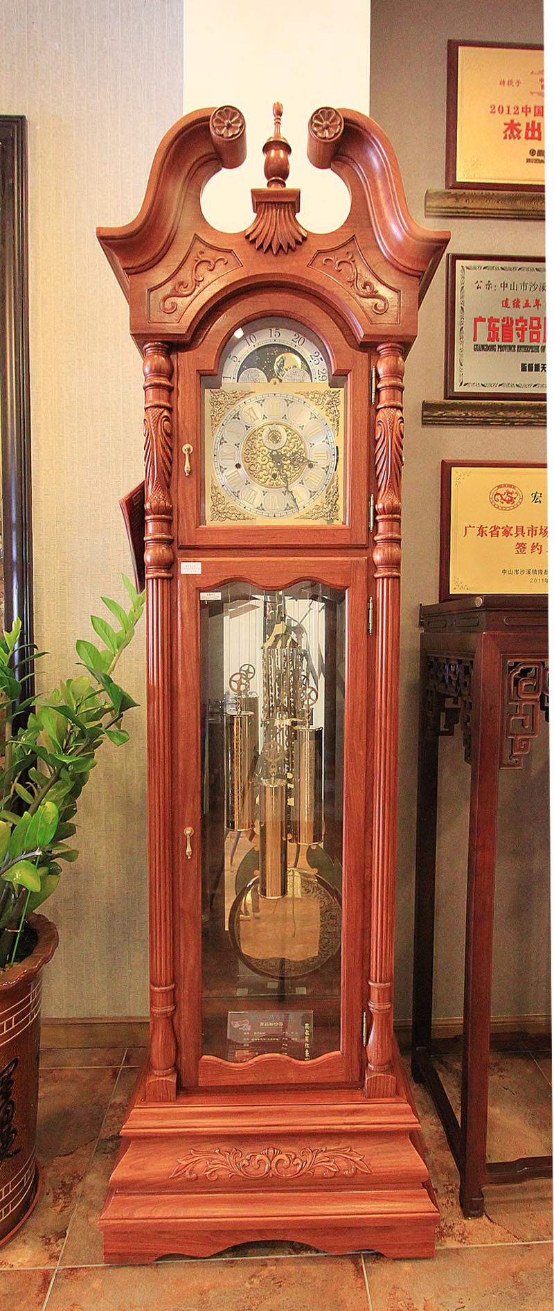 缅甸香花梨67x39x218葫芦头钟（个）